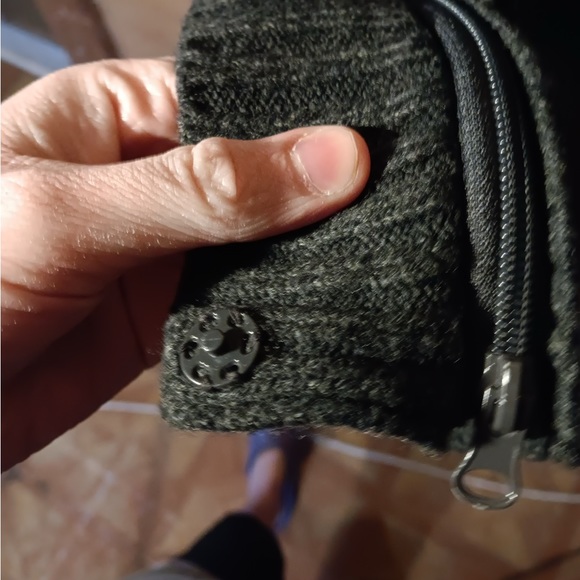 Gray takeout cardigan sweater - Picture 5 of 13